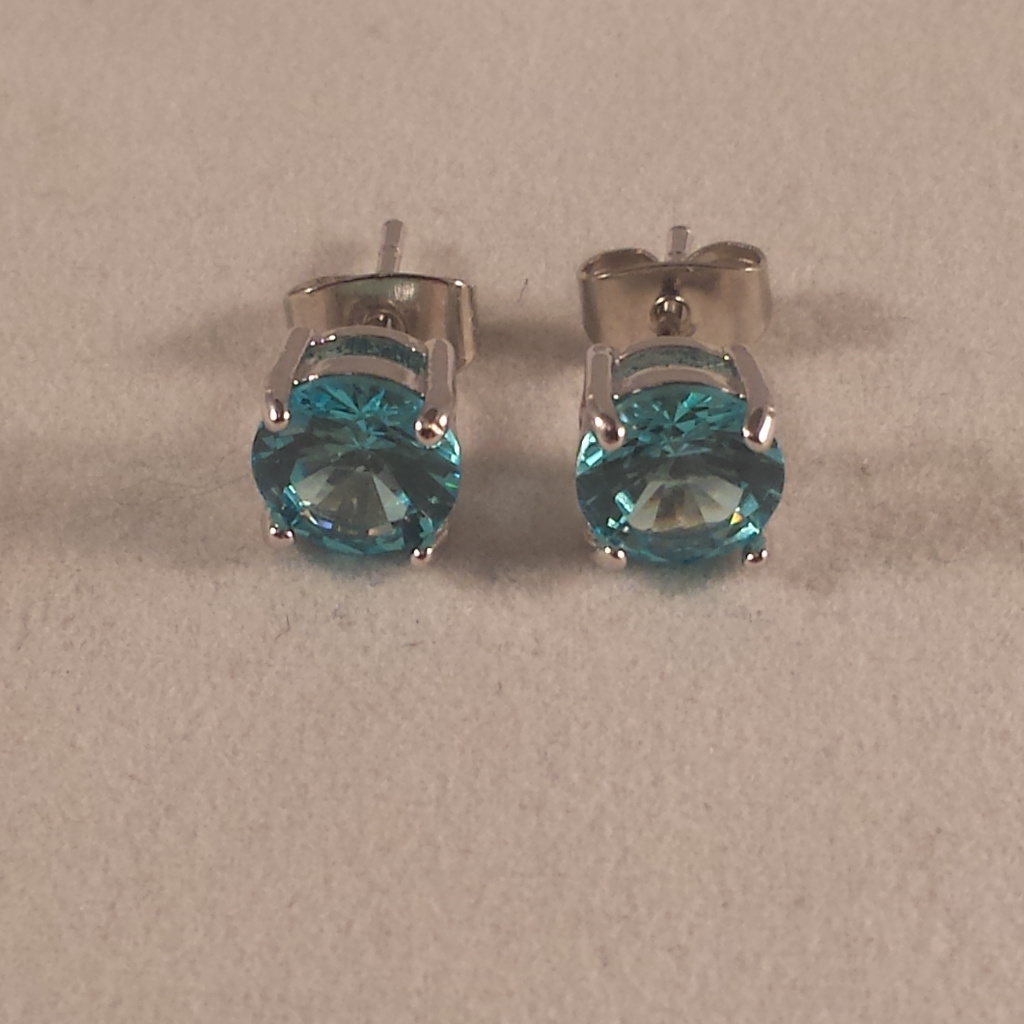 18k White Gold Filled Solitaire Sea Blue Diamond Zircon Stud Earrings Party Gift